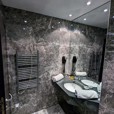 с421 в четиризвезден -банско Hotel 4*
